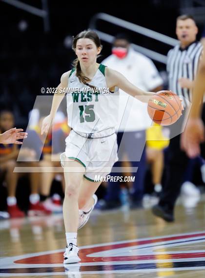 Thumbnail 3 in Millard West vs. Omaha Northwest photogallery.