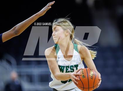 Thumbnail 2 in Millard West vs. Omaha Northwest photogallery.