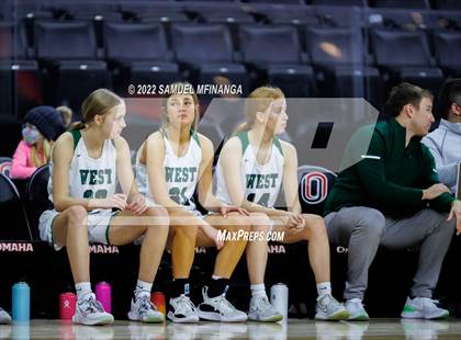 Thumbnail 3 in Millard West vs. Omaha Northwest photogallery.