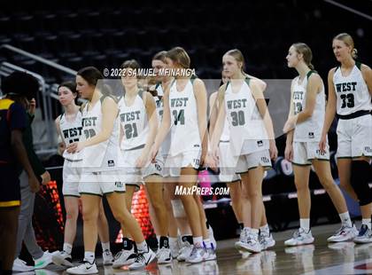 Thumbnail 3 in Millard West vs. Omaha Northwest photogallery.