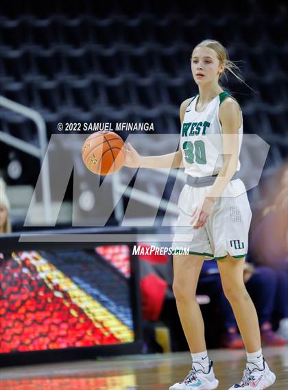 Thumbnail 3 in Millard West vs. Omaha Northwest photogallery.