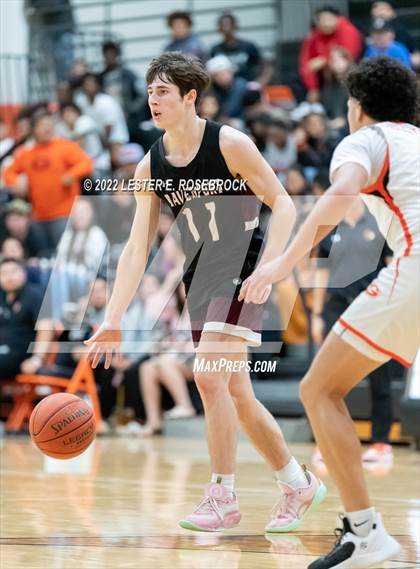 Thumbnail 2 in Davenport vs Gonzales photogallery.