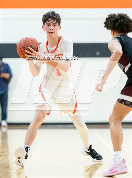 Thumbnail 1 in Davenport vs Gonzales photogallery.