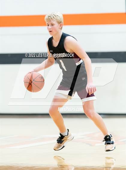 Thumbnail 2 in Davenport vs Gonzales photogallery.