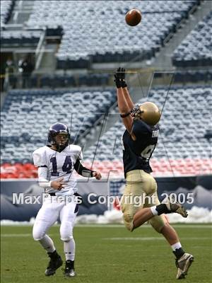 Thumbnail 1 in Douglas County vs. Mullen (5A State Final) photogallery.