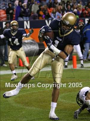 Thumbnail 2 in Douglas County vs. Mullen (5A State Final) photogallery.