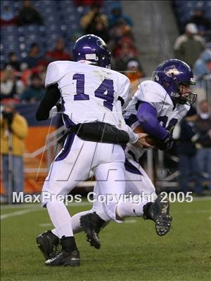 Thumbnail 2 in Douglas County vs. Mullen (5A State Final) photogallery.