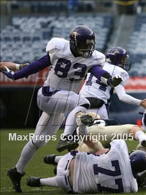 Thumbnail 3 in Douglas County vs. Mullen (5A State Final) photogallery.