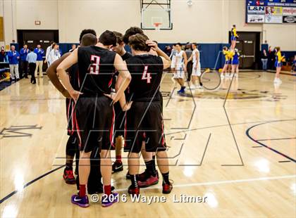 Thumbnail 2 in Holy Cross vs Newport Central Catholic (All A Classic Regional Final) photogallery.