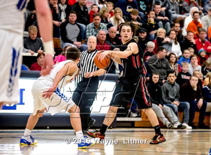 Thumbnail 1 in Holy Cross vs Newport Central Catholic (All A Classic Regional Final) photogallery.