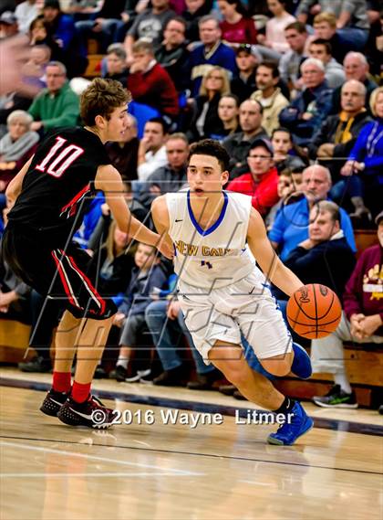 Thumbnail 2 in Holy Cross vs Newport Central Catholic (All A Classic Regional Final) photogallery.