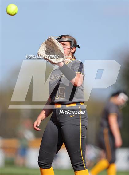 Thumbnail 2 in Shenango @ Neshannock photogallery.