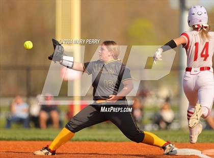 Thumbnail 1 in Shenango @ Neshannock photogallery.