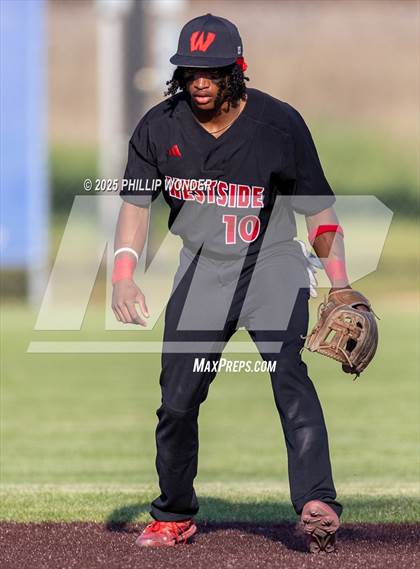 Thumbnail 3 in Omaha Westside @ Lincoln Southwest (NSAA District A2 Playoffs) photogallery.