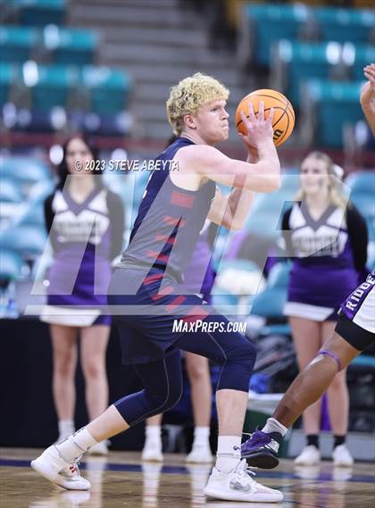 Thumbnail 3 in Mesa Ridge vs. Dakota Ridge (CHSAA 5A Great 8) photogallery.