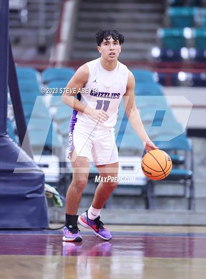 Thumbnail 1 in Mesa Ridge vs. Dakota Ridge (CHSAA 5A Great 8) photogallery.