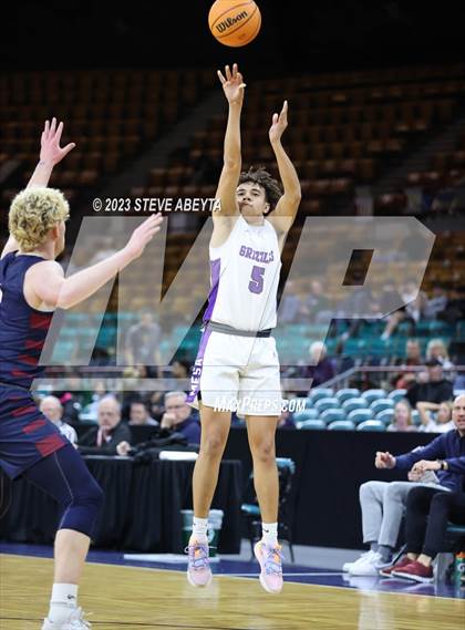 Thumbnail 2 in Mesa Ridge vs. Dakota Ridge (CHSAA 5A Great 8) photogallery.