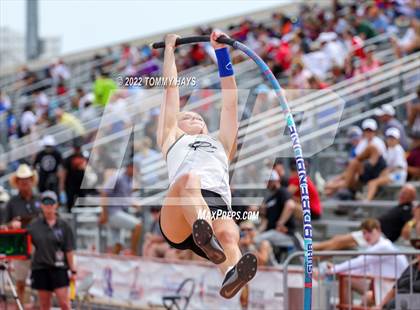 Thumbnail 1 in UIL 5A State Track Meet photogallery.