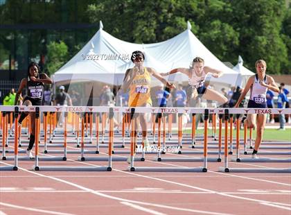 Thumbnail 1 in UIL 5A State Track Meet photogallery.
