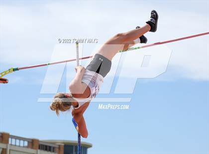 Thumbnail 3 in UIL 5A State Track Meet photogallery.