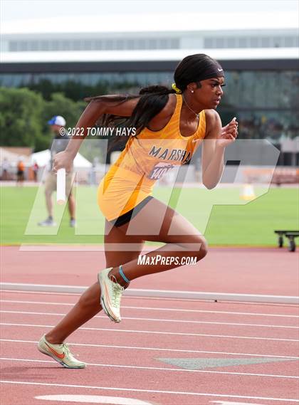 Thumbnail 1 in UIL 5A State Track Meet photogallery.