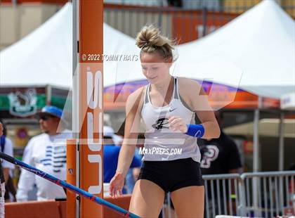 Thumbnail 3 in UIL 5A State Track Meet photogallery.