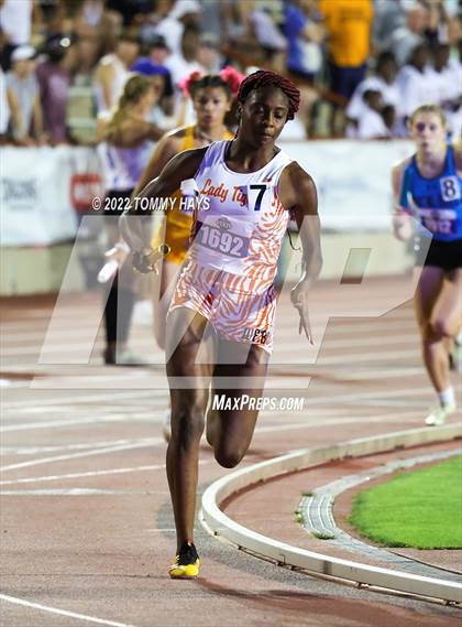 Thumbnail 2 in UIL 5A State Track Meet photogallery.