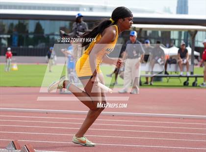 Thumbnail 1 in UIL 5A State Track Meet photogallery.