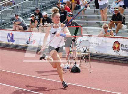 Thumbnail 1 in UIL 5A State Track Meet photogallery.