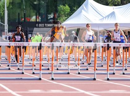 Thumbnail 1 in UIL 5A State Track Meet photogallery.