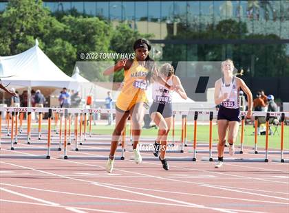 Thumbnail 1 in UIL 5A State Track Meet photogallery.