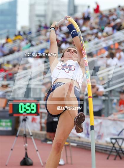 Thumbnail 3 in UIL 5A State Track Meet photogallery.