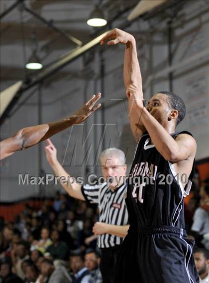 Thumbnail 3 in Sparkman @ Austin photogallery.