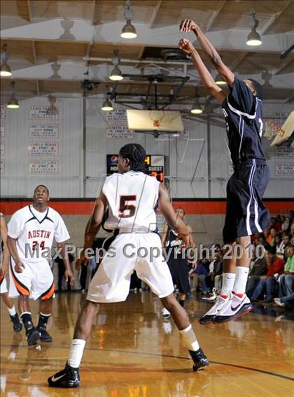 Thumbnail 2 in Sparkman @ Austin photogallery.