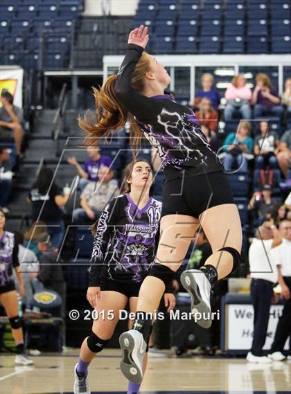 Thumbnail 2 in Mission Oak vs. Bakersfield Christian (CIF Central D3 Final) photogallery.