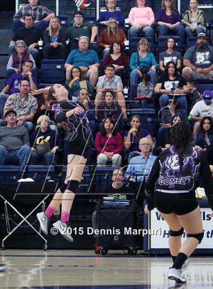 Thumbnail 3 in Mission Oak vs. Bakersfield Christian (CIF Central D3 Final) photogallery.