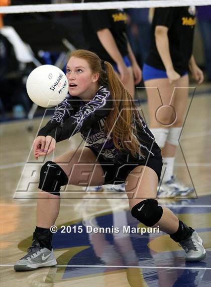 Thumbnail 1 in Mission Oak vs. Bakersfield Christian (CIF Central D3 Final) photogallery.