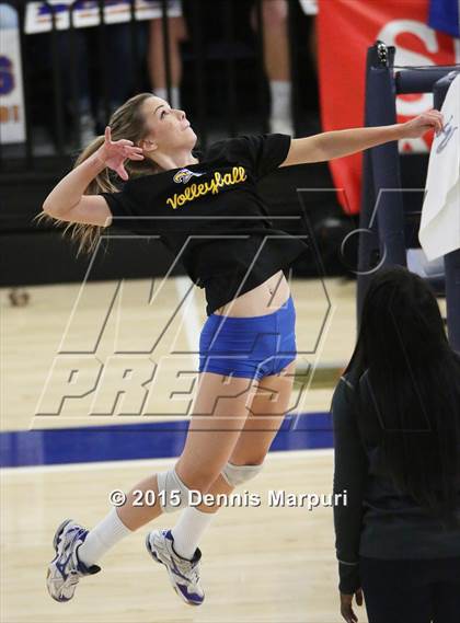 Thumbnail 3 in Mission Oak vs. Bakersfield Christian (CIF Central D3 Final) photogallery.