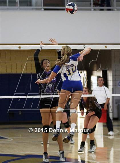Thumbnail 1 in Mission Oak vs. Bakersfield Christian (CIF Central D3 Final) photogallery.