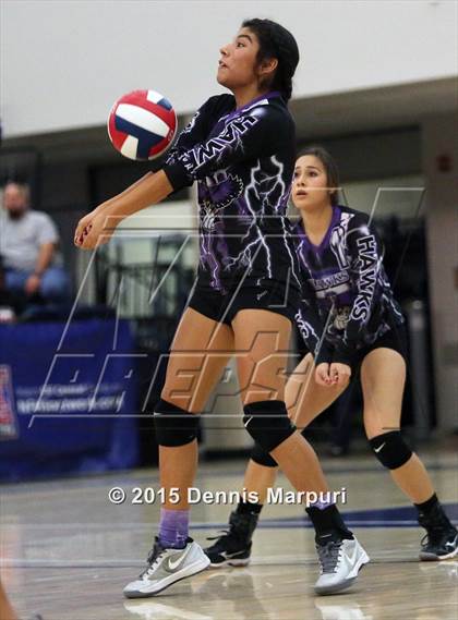 Thumbnail 1 in Mission Oak vs. Bakersfield Christian (CIF Central D3 Final) photogallery.