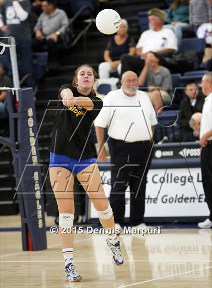 Thumbnail 1 in Mission Oak vs. Bakersfield Christian (CIF Central D3 Final) photogallery.