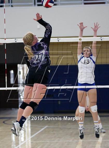 Thumbnail 1 in Mission Oak vs. Bakersfield Christian (CIF Central D3 Final) photogallery.