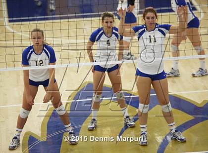 Thumbnail 2 in Mission Oak vs. Bakersfield Christian (CIF Central D3 Final) photogallery.