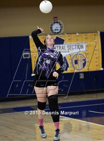 Thumbnail 3 in Mission Oak vs. Bakersfield Christian (CIF Central D3 Final) photogallery.