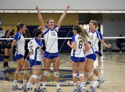 Thumbnail 3 in Mission Oak vs. Bakersfield Christian (CIF Central D3 Final) photogallery.