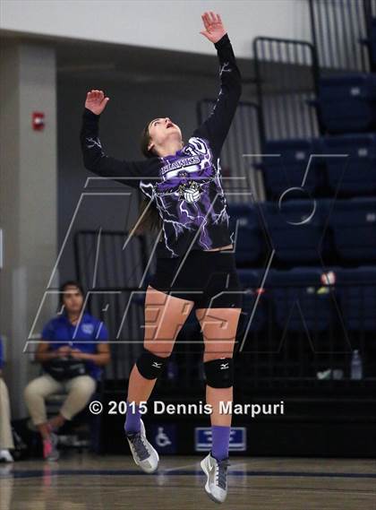 Thumbnail 3 in Mission Oak vs. Bakersfield Christian (CIF Central D3 Final) photogallery.