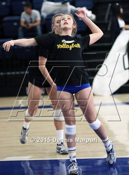 Thumbnail 1 in Mission Oak vs. Bakersfield Christian (CIF Central D3 Final) photogallery.