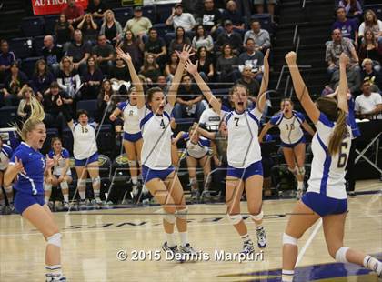 Thumbnail 1 in Mission Oak vs. Bakersfield Christian (CIF Central D3 Final) photogallery.