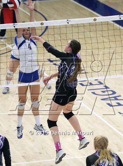 Thumbnail 1 in Mission Oak vs. Bakersfield Christian (CIF Central D3 Final) photogallery.