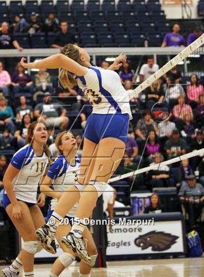 Thumbnail 3 in Mission Oak vs. Bakersfield Christian (CIF Central D3 Final) photogallery.
